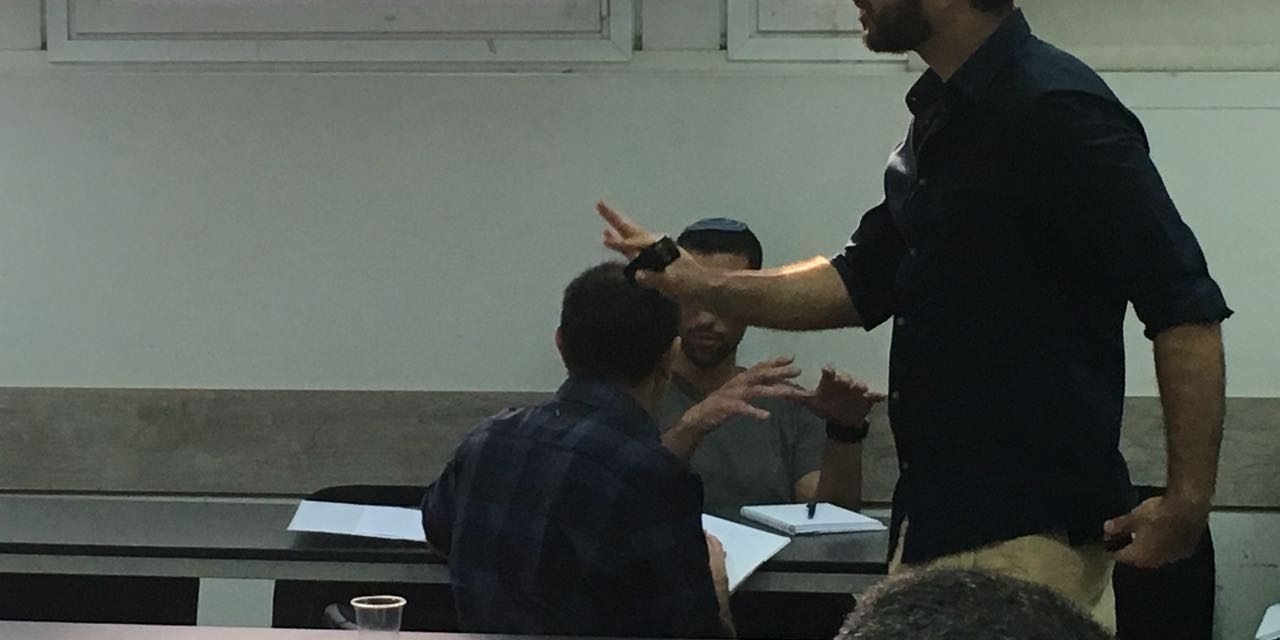 ee01ab13-f66b-4936-8af7-ad7cebcd0538