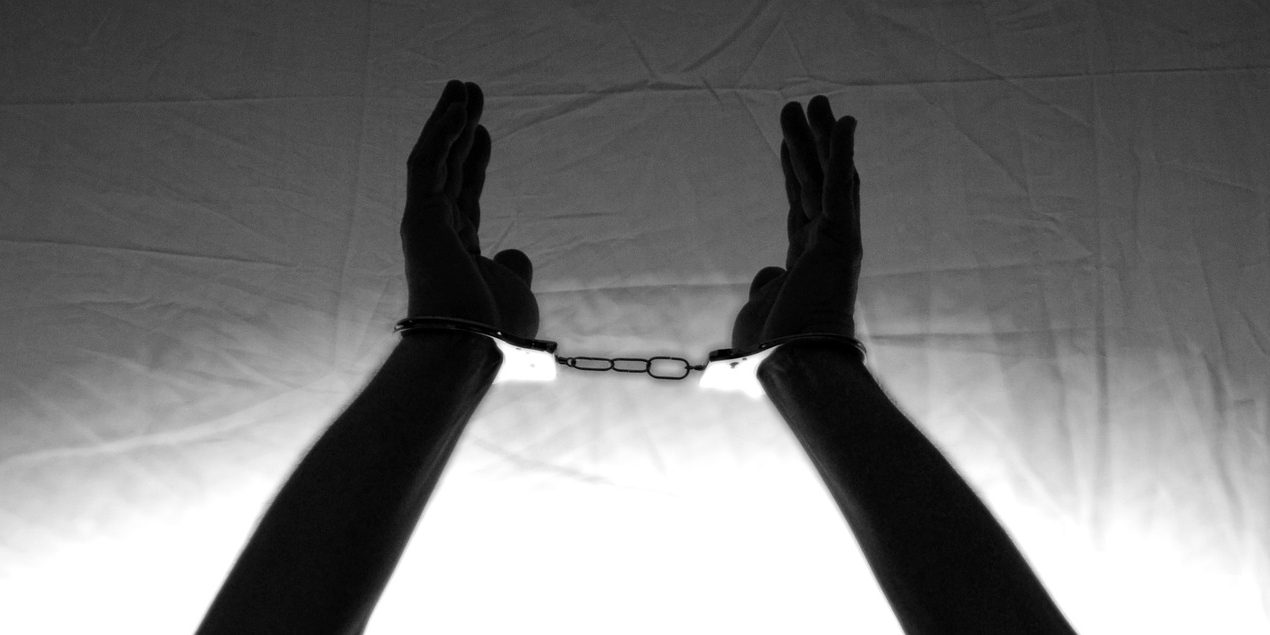 אמונה מגבילה